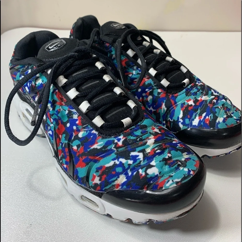 NIKE AIR MAX PLUS GS SNEAKERS
